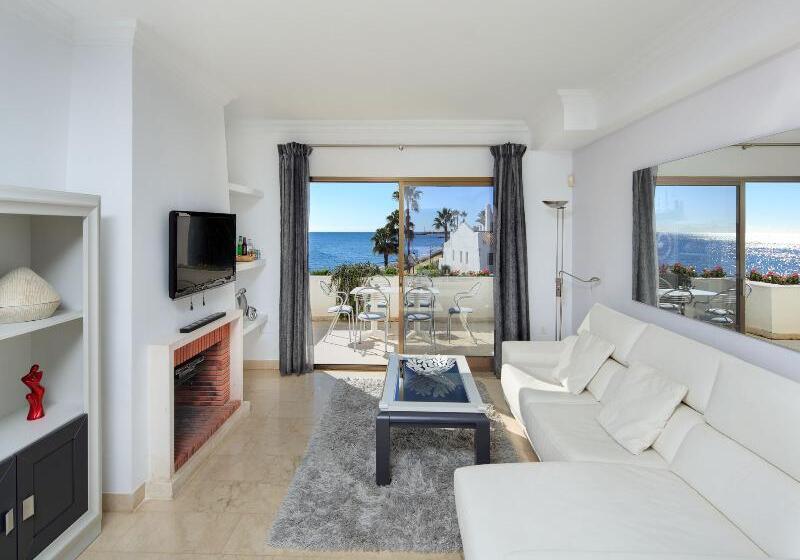 2ベッドルームのスーペリアアパートメント, Coral Beach Apart