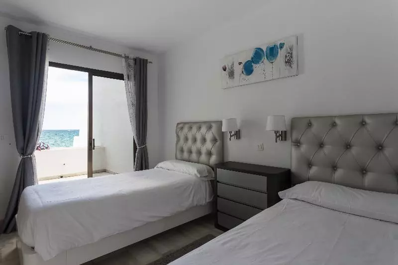 スーペリアアパートメントの４ベッドルーム, Coral Beach Apart