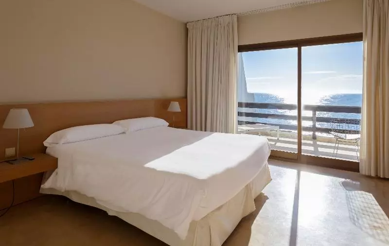 スーペリアアパートメントの４ベッドルーム, Coral Beach Apart