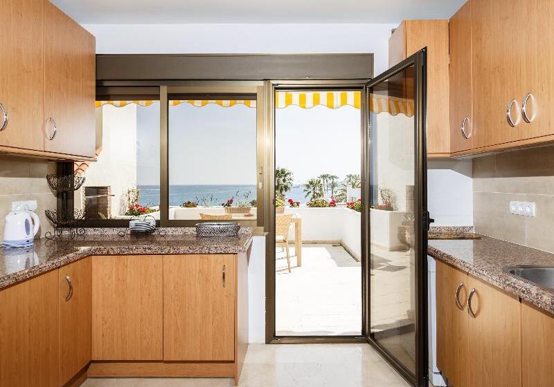 ３ベッドルームアパートメント, Coral Beach Apart