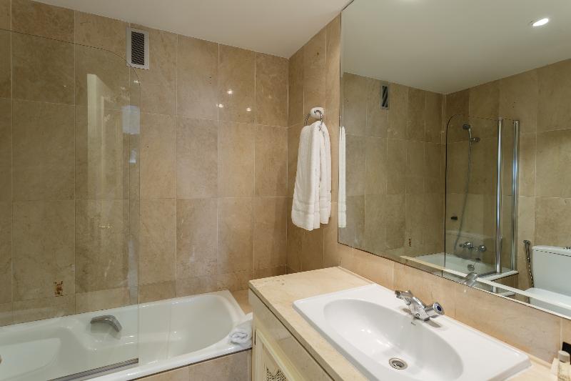 3ベッドルームアパートメント, Coral Beach Apart