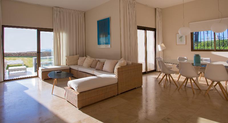 スーペリアアパートメントの4ベッドルーム, Coral Beach Apart