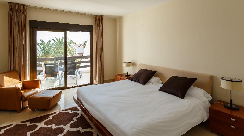 3ベッドルームアパートメント, Coral Beach Apart