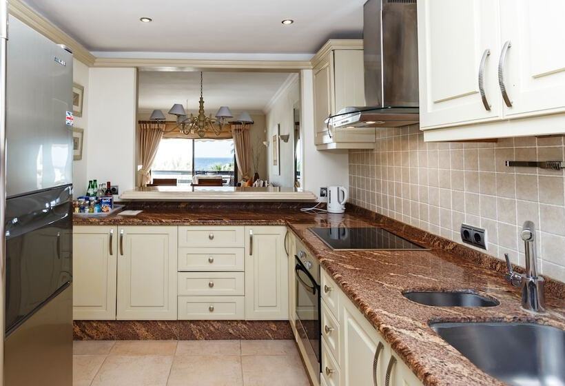 1ベッドルームアパートメント, Coral Beach Apart