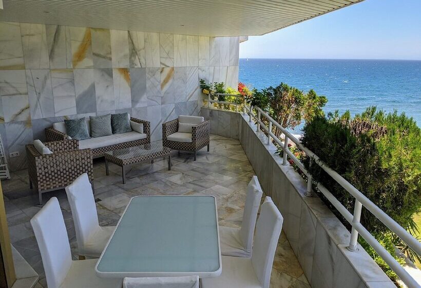 2ベッドルームアパートメント, Coral Beach Apart