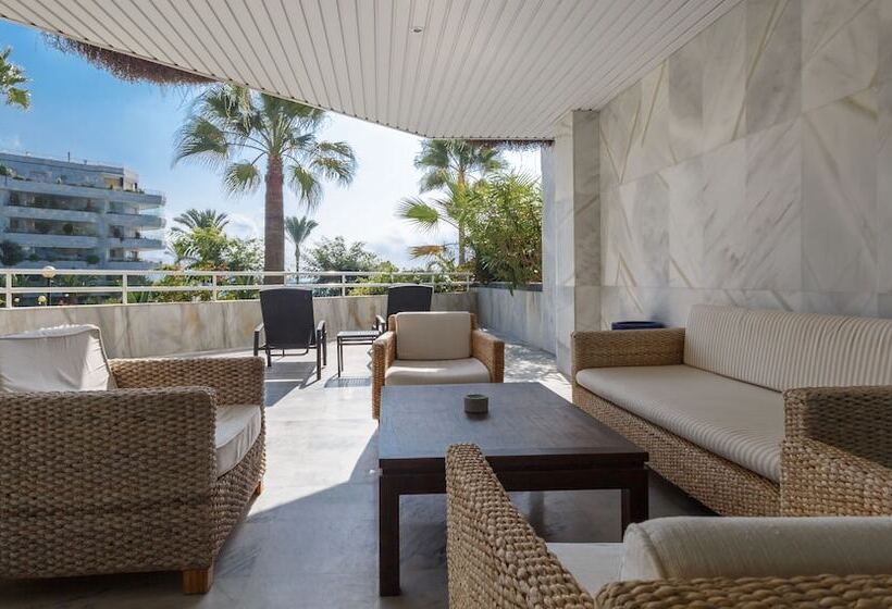 2ベッドルームアパートメント, Coral Beach Apart