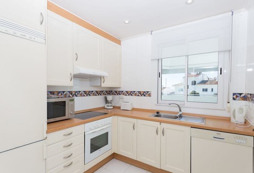 2ベッドルームアパートメント, Coral Beach Apart