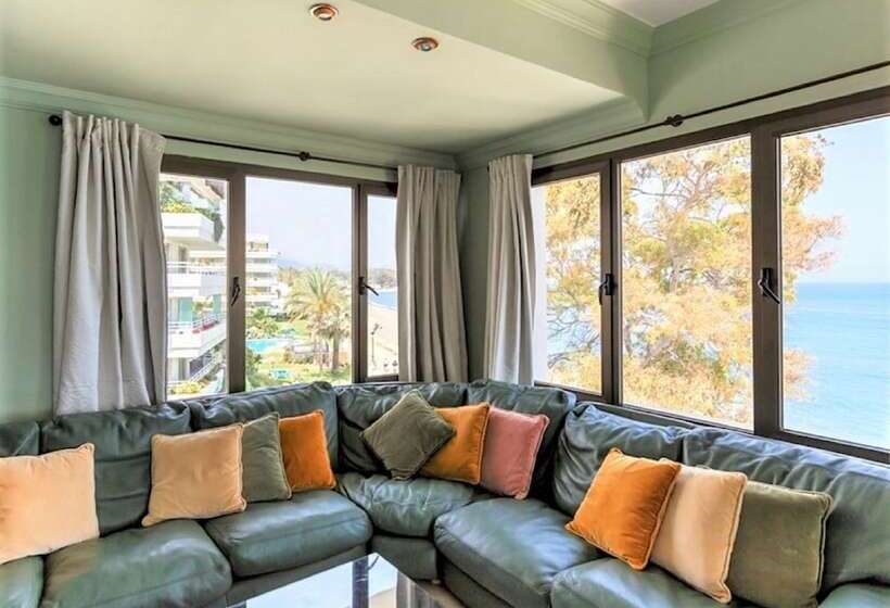 ３ベッドルームアパートメント, Coral Beach Apart