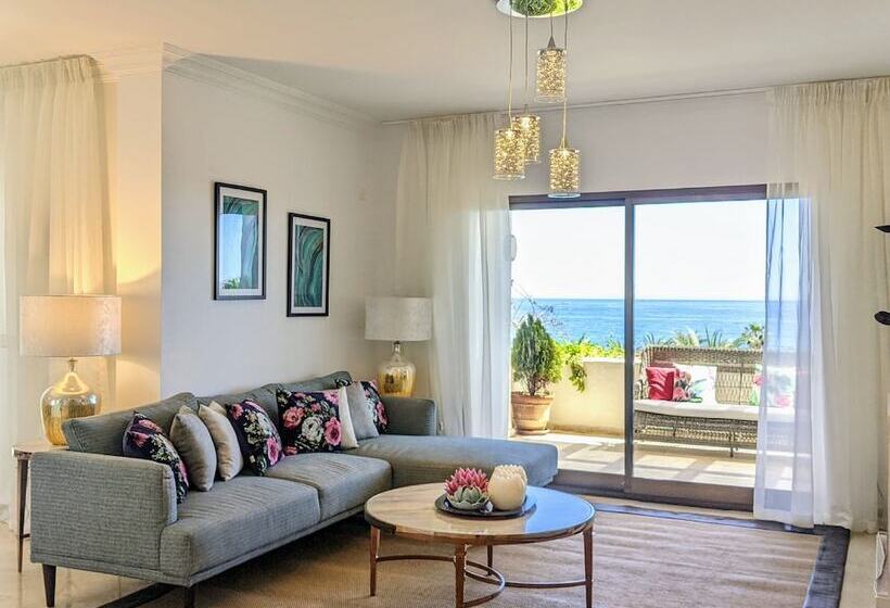 3ベッドルームのスーペリアアパートメント, Coral Beach Apart