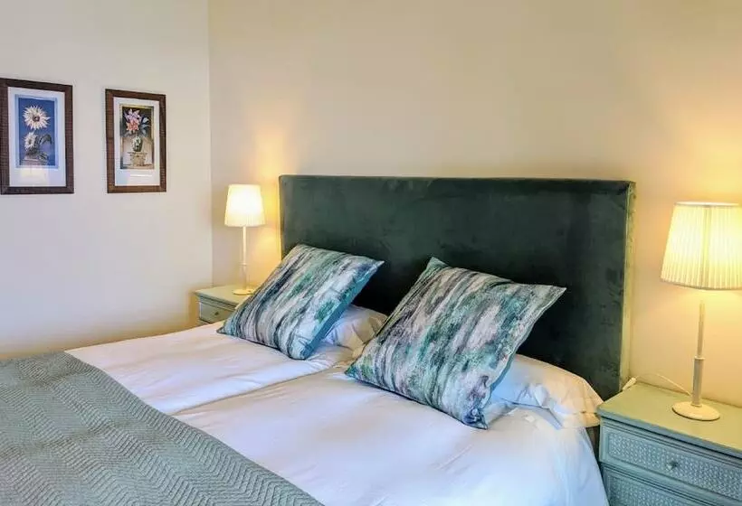 ３ベッドルームアパートメント, Coral Beach Apart