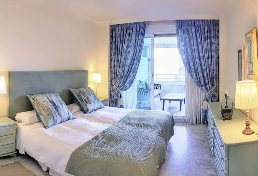 ３ベッドルームアパートメント, Coral Beach Apart
