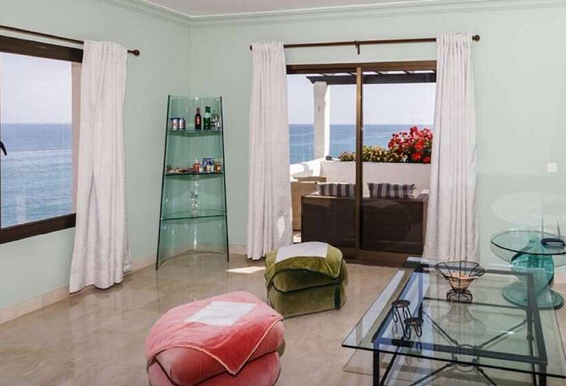 3ベッドルームアパートメント, Coral Beach Apart