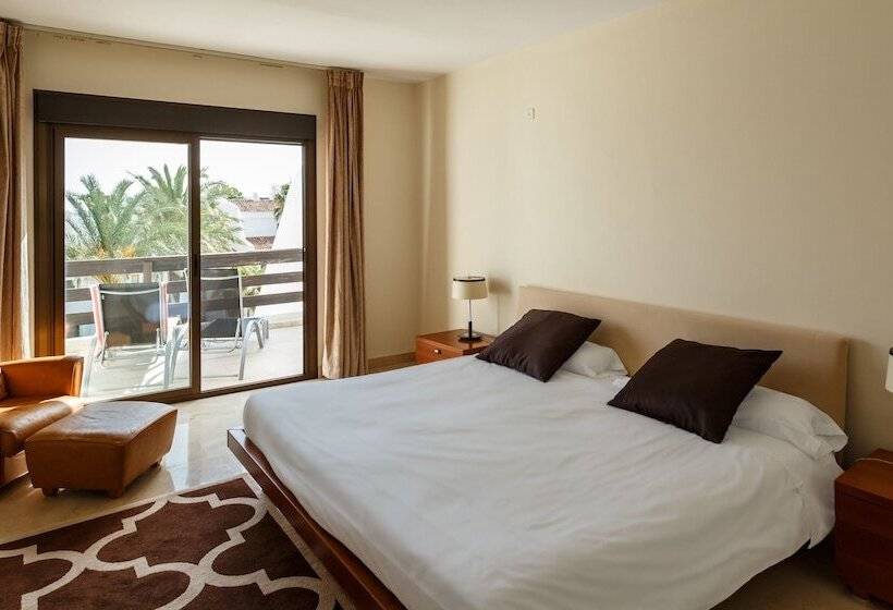 3ベッドルームアパートメント, Coral Beach Apart