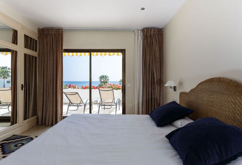 3ベッドルームアパートメント, Coral Beach Apart