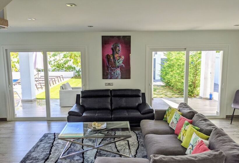 ビラ4ベッドルーム, Coral Beach Apart