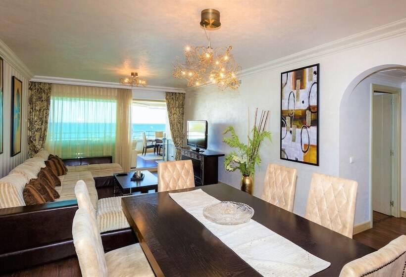 3ベッドルームのスーペリアアパートメント, Coral Beach Apart