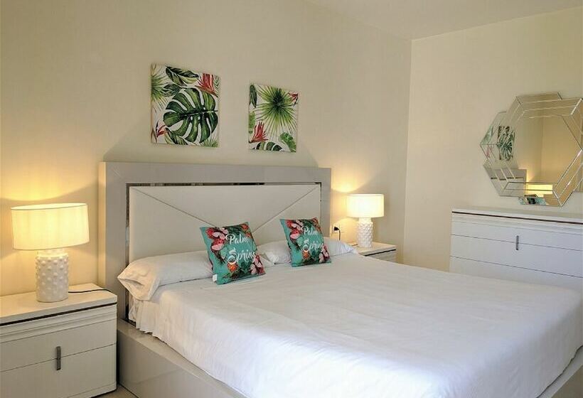 ２ベッドルームアパートメント, Coral Beach Apart