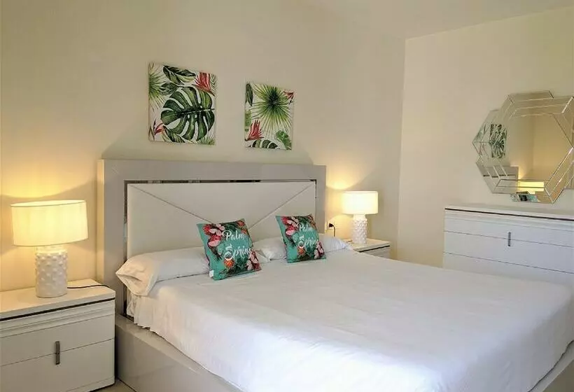 ２ベッドルームアパートメント, Coral Beach Apart