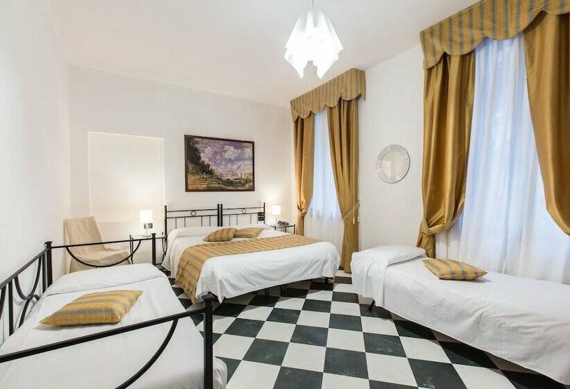 Habitació Quàdruple Estàndard, Agli Artisti