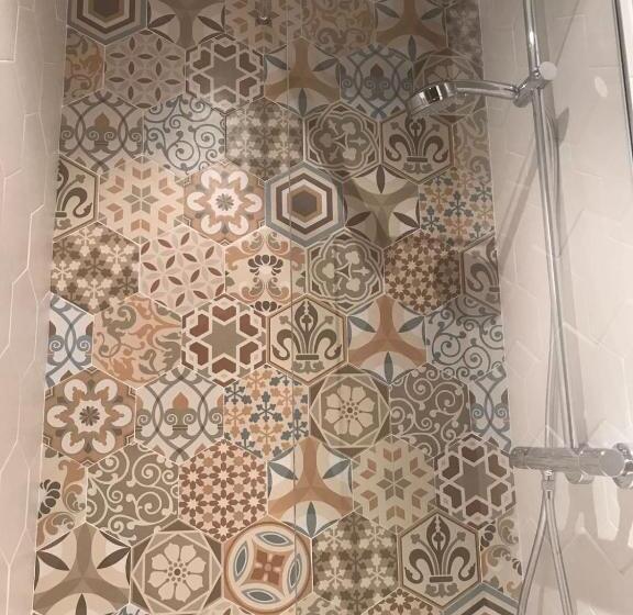 经济房, Alda Hospedería De Los Reyes