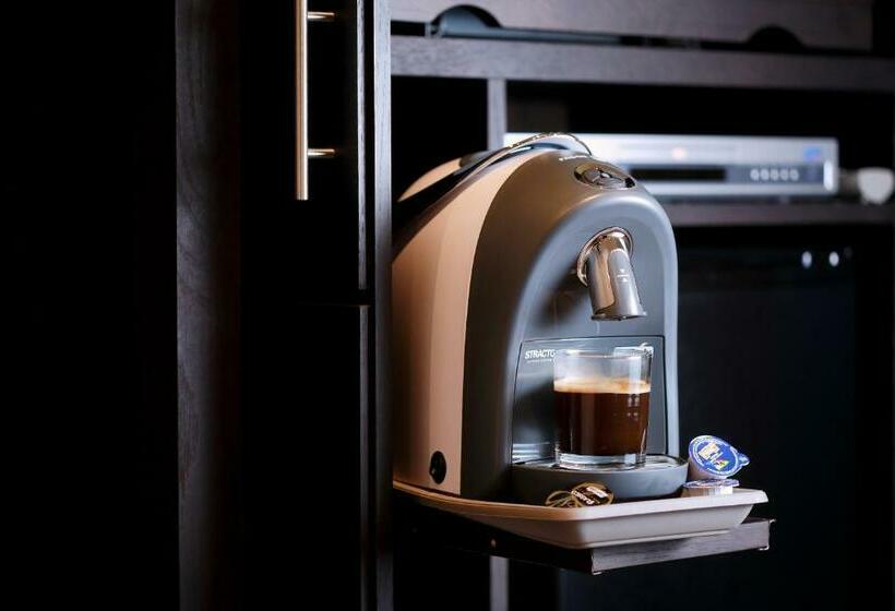 اتاق اجرایی, Attica21 Coruna