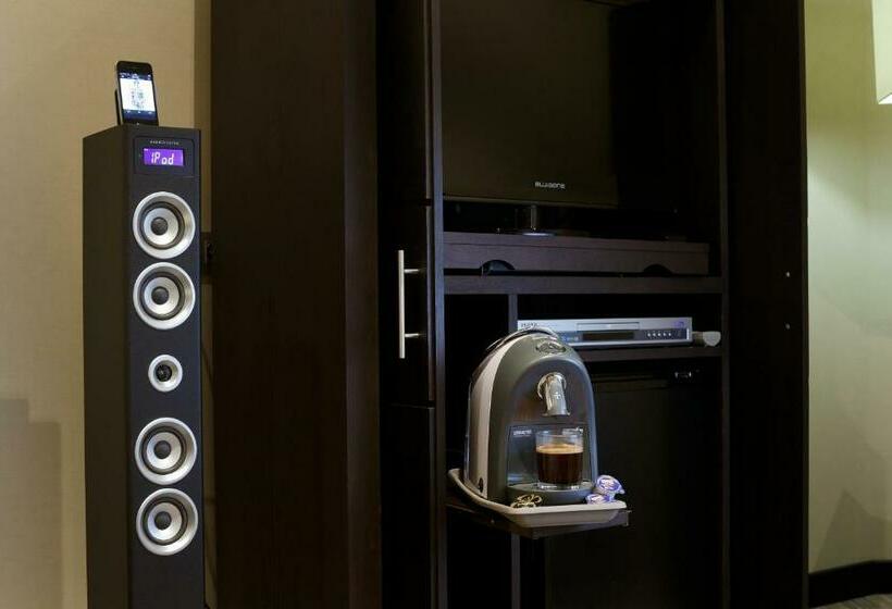 اتاق اجرایی, Attica21 Coruna