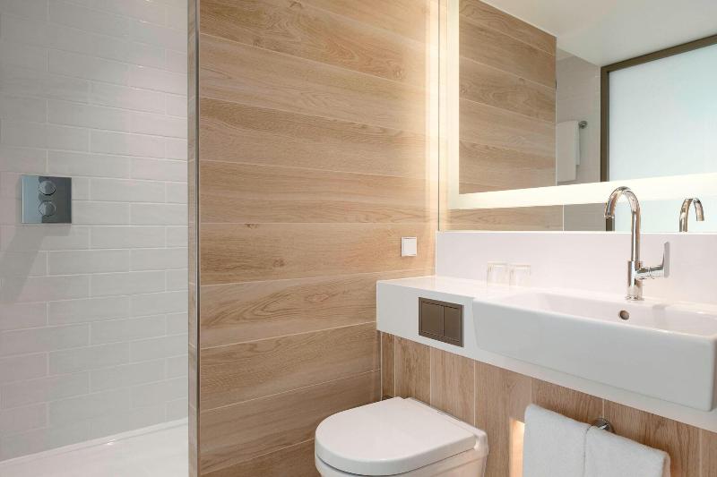 اتاق راحتی, Attica21 Coruna