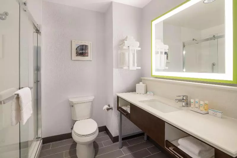 سوئیت پریمیوم, Attica21 Coruna