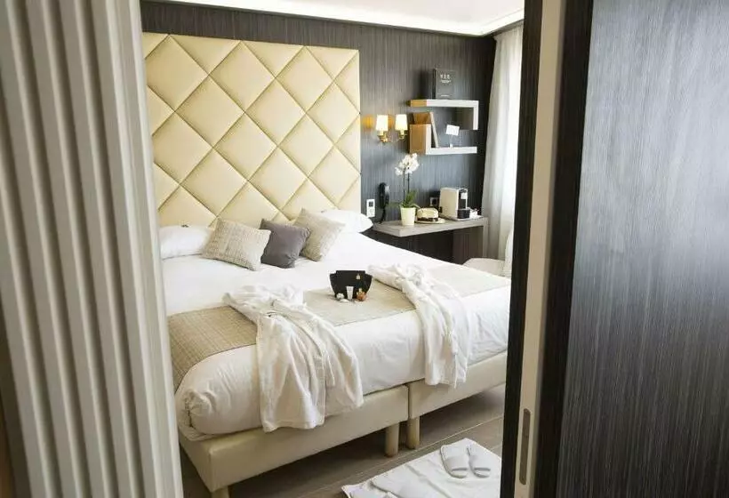 سوییت جونیور, Best Western Plus Cannes Riviera