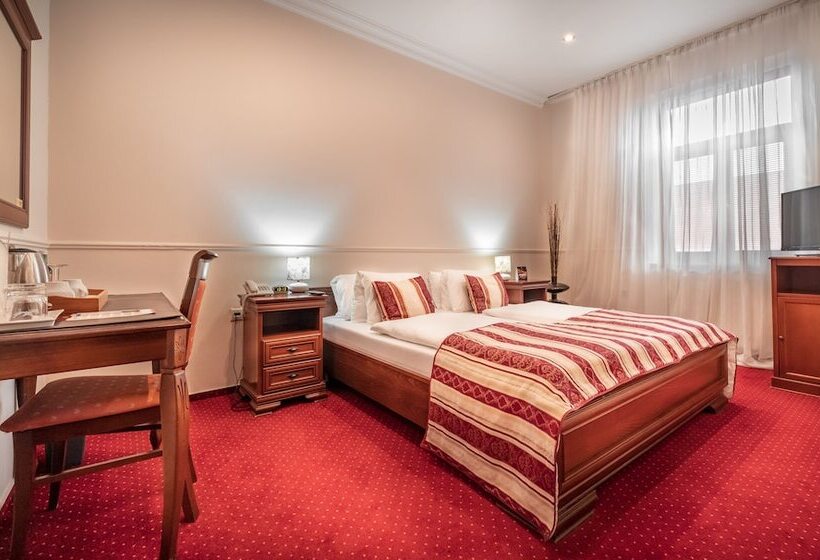 Номер Стандарт, Capital With Private Wellness