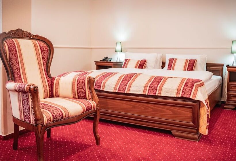 Номер Стандарт, Capital With Private Wellness