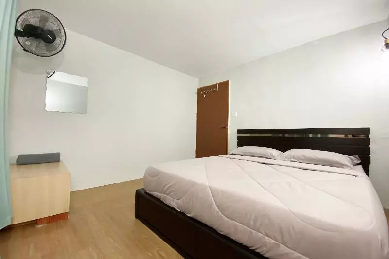 اتاق استاندارد سه نفره, Capital With Private Wellness