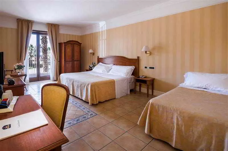 اتاق استاندارد چهار تخته, Dioscuri Bay Palace