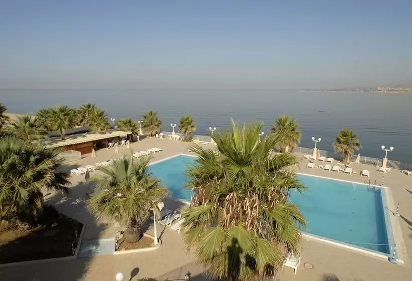 سوییت جونیور با چشم‌انداز دریا, Dioscuri Bay Palace