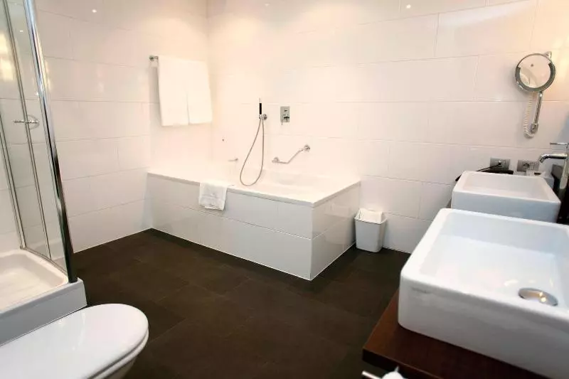 キングサイズベッドのエクゼクティブ, Four Points Sheraton Bolzano Bozen
