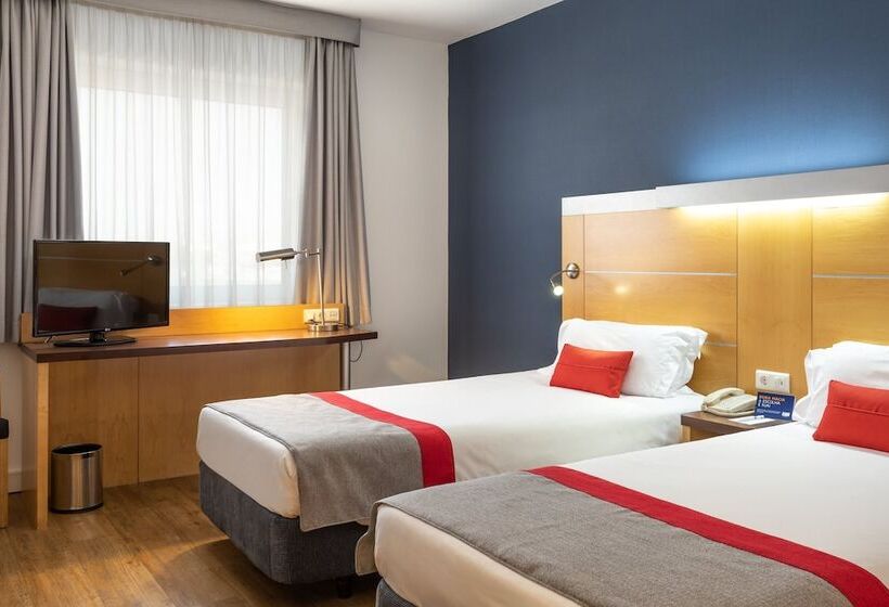 Номер Стандарт, Holiday Inn Express Lisbon Oeiras, An Ihg