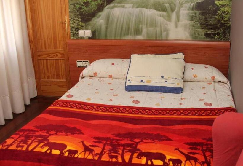 Номер Стандарт Индивидуальный, Hostal Isis