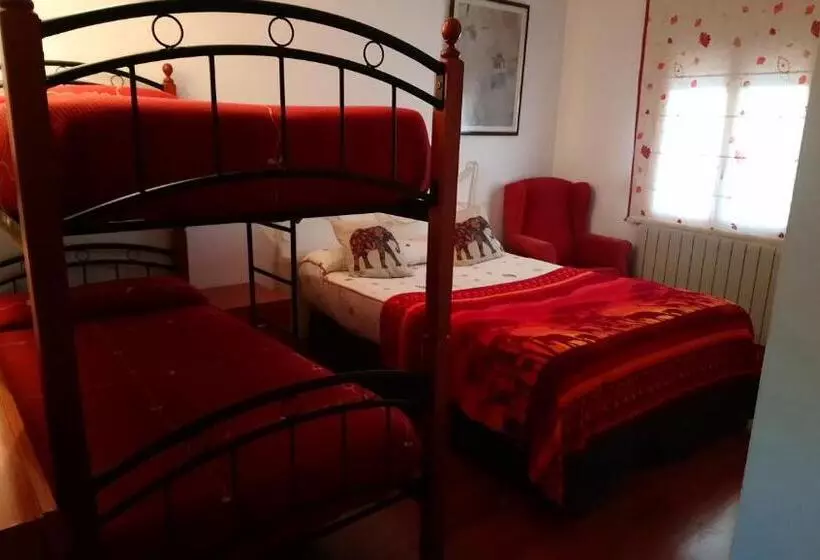 スタンダード４人部屋, Hostal Isis