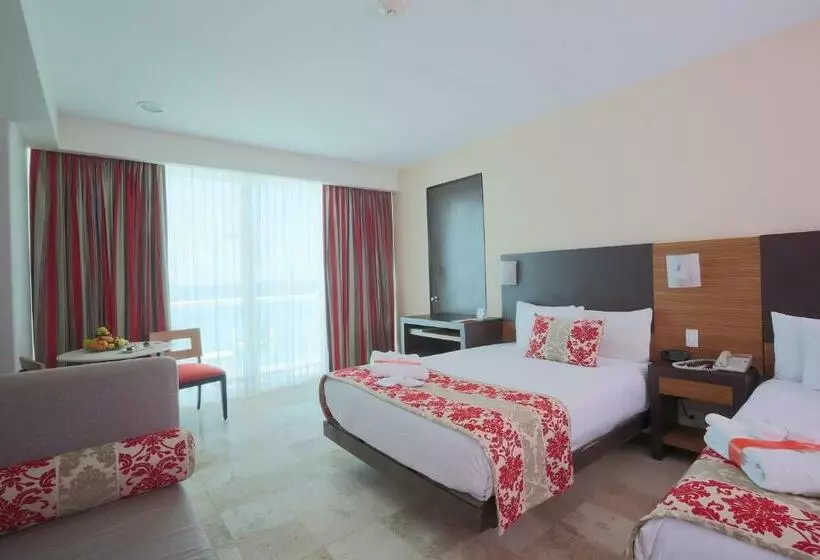 Club Room Sea View, Krystal® Cancún