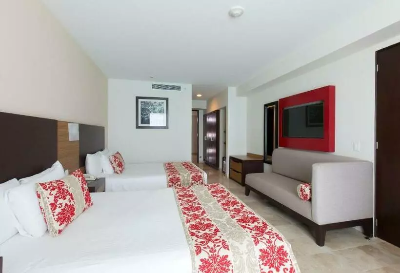 Club Room Sea View, Krystal® Cancún