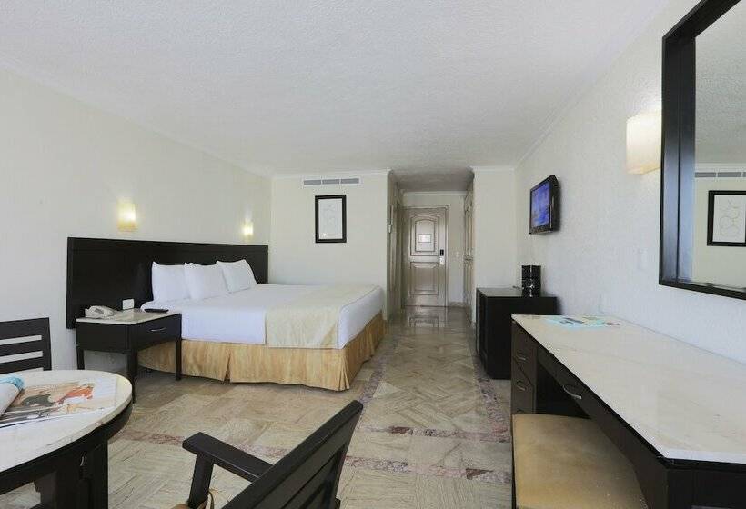 带2个双人床的标准工作室, Krystal Cancun