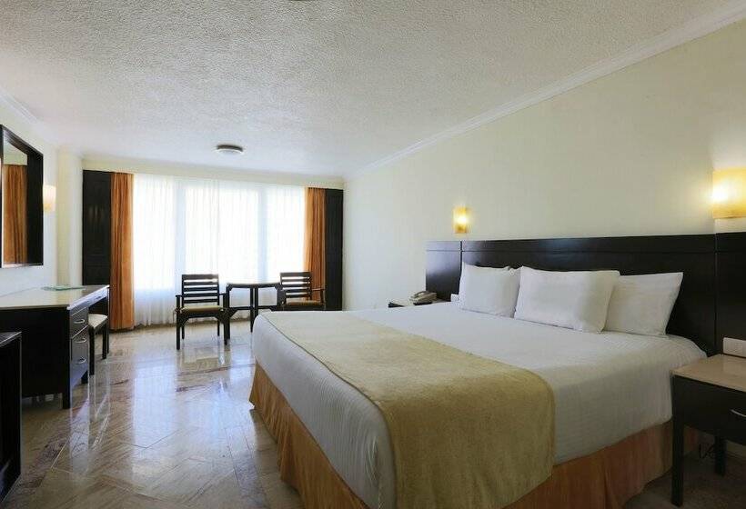 带2个双人床的标准工作室, Krystal Cancun