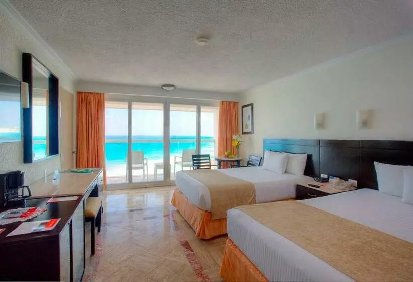 اتاق لوکس با چشم‌انداز دریا, Krystal® Cancún