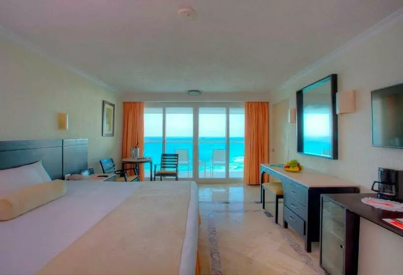 اتاق لوکس با چشم‌انداز دریا, Krystal® Cancún