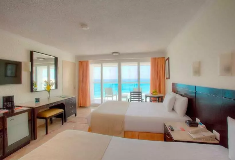 اتاق لوکس با چشم‌انداز دریا, Krystal® Cancún