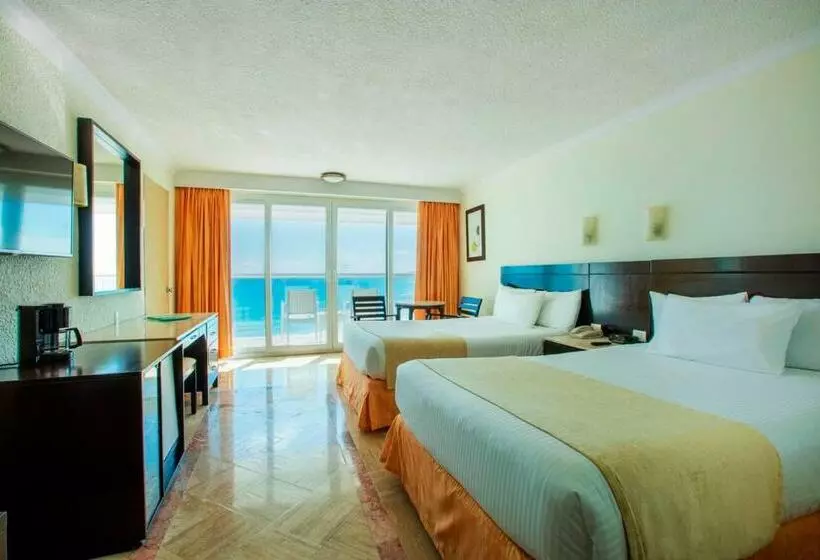 اتاق لوکس با چشم‌انداز دریا, Krystal® Cancún