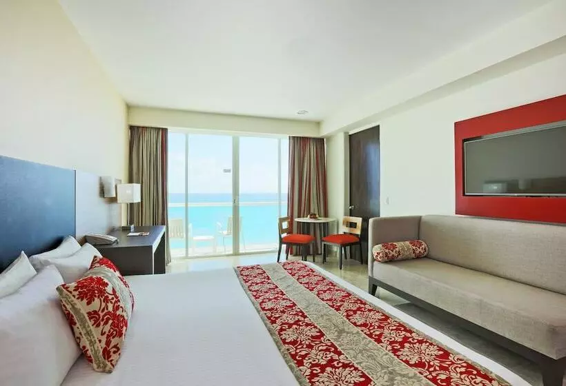Club Room Sea View, Krystal® Cancún