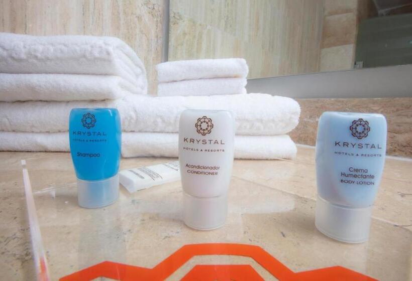 带2个双人床的标准工作室, Krystal Cancun