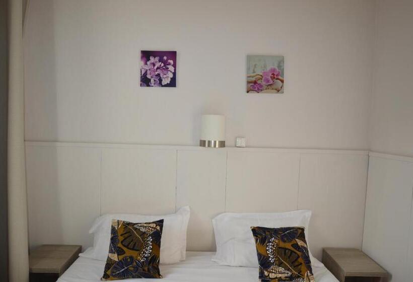 اتاق راحتی, Les Lavandes