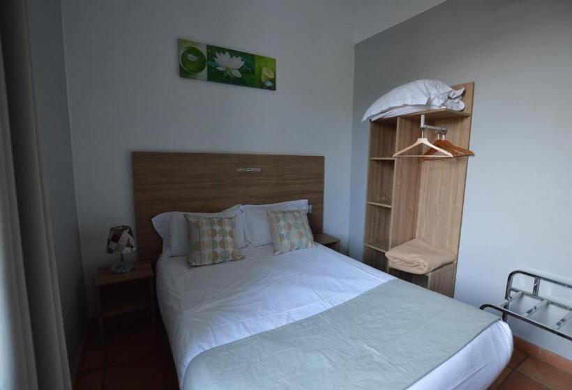 اتاق راحتی, Les Lavandes